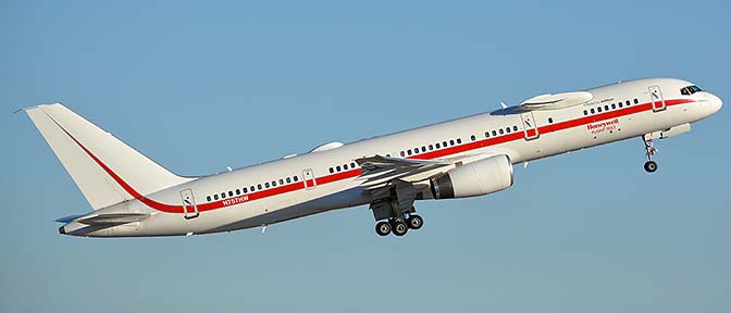 Honeywell 757-225 emgine testbed N757HW, Phoenix Sky Harbor, January 16, 2016
